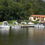 Marina Vltava Penzion