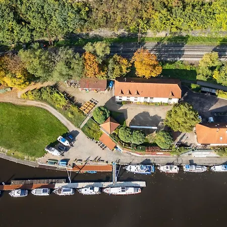 Marina Vltava *