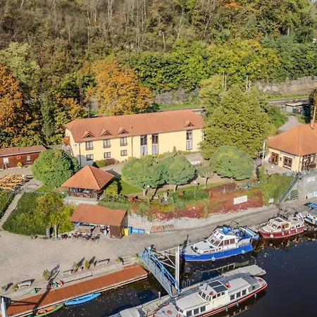 Marina Vltava Penzion 3*